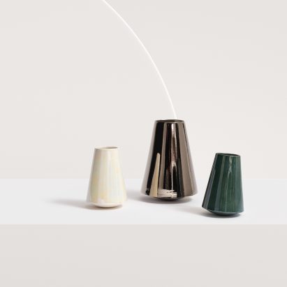 Dancing Vase by Raili Keiv