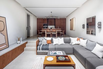 Sunken living room and kitchen of the Knightsbridge Mews House