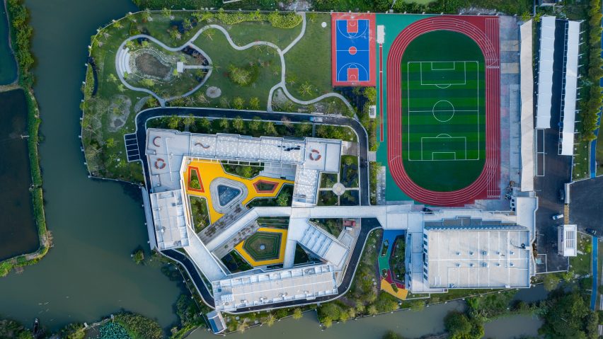 Erdu Primary School by Paul Mok and Qia Jiayu