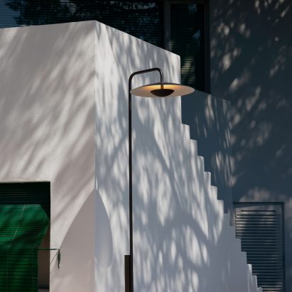 Ginger lamppost by Joan Gaspar for Marset