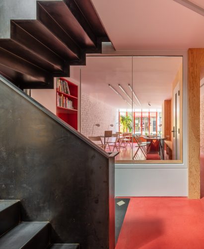 Staircase in High Street House by Noiascape Teatum+Teatum