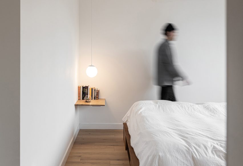 Honey and Walnut House by Intervention Architecture