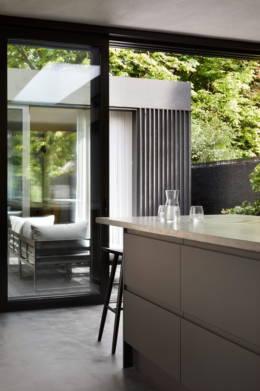 The kitchen of a House in Bearsden by McGinlay Bell