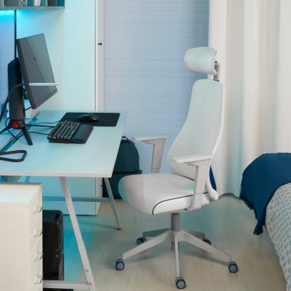 Utespelare desk from gaming furniture collection by IKEA and Republic of Gamers