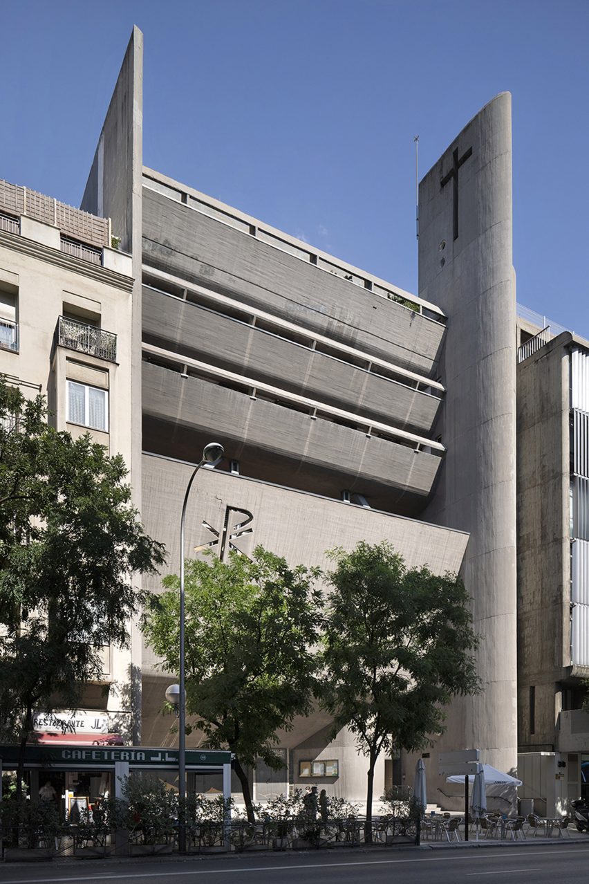 Nuestra Señora del Rosario de Filipinas church in Madrid