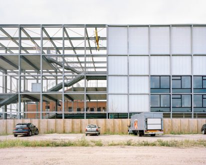 Side elevation of Melopee School in Ghent by XDGA