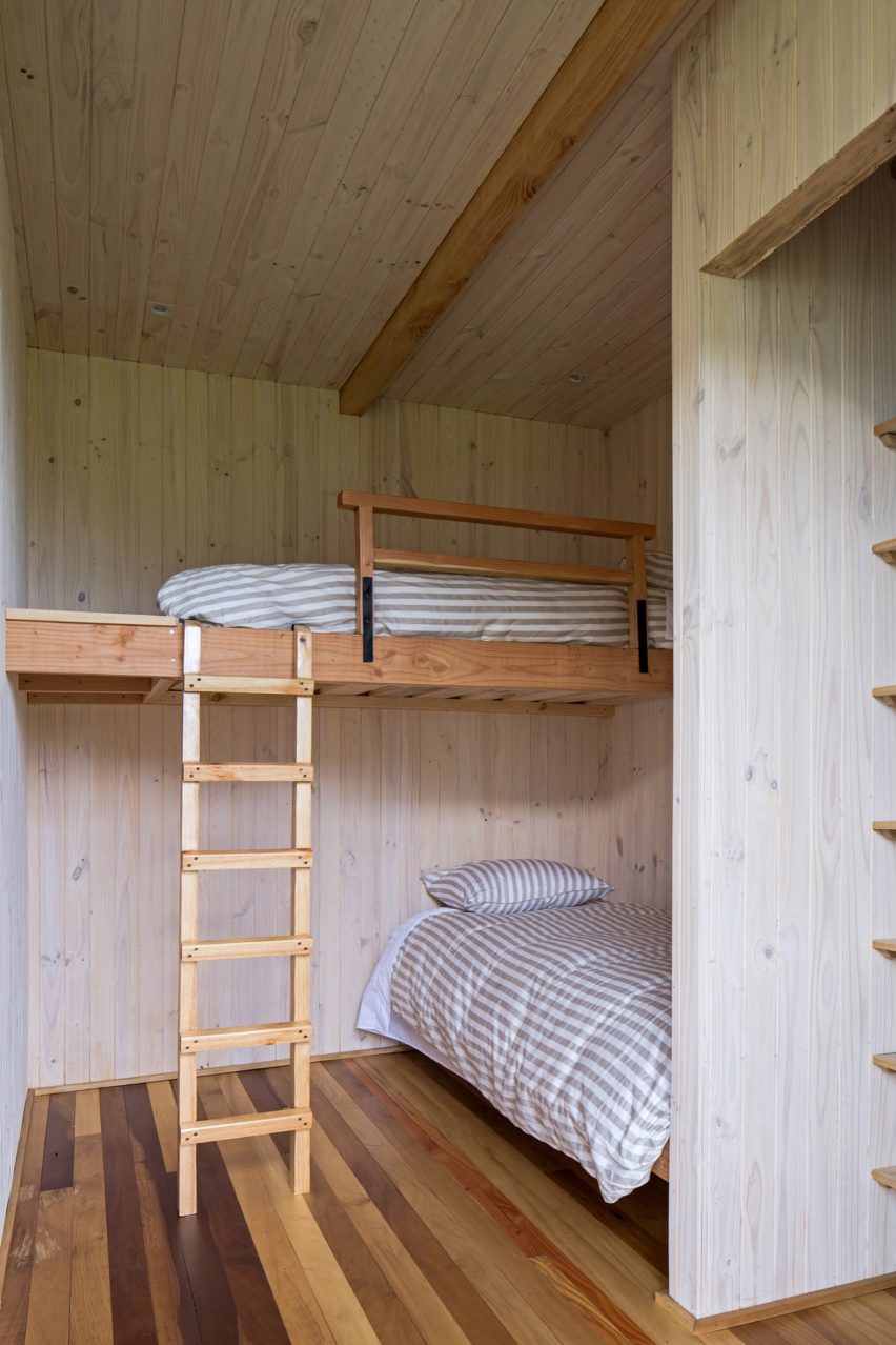 Bunk room in Casa Tobita in Lago Ranco Chile
