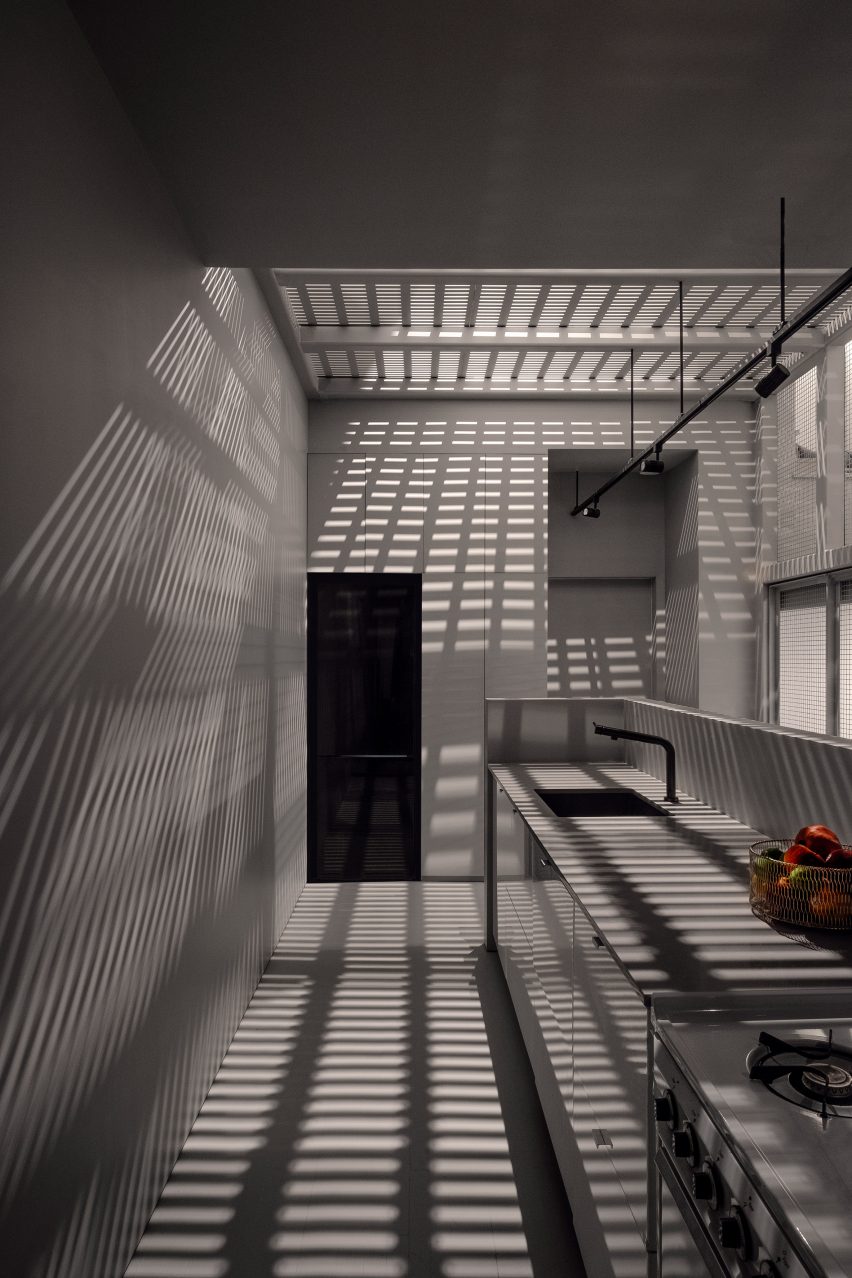Kitchen with steel installation