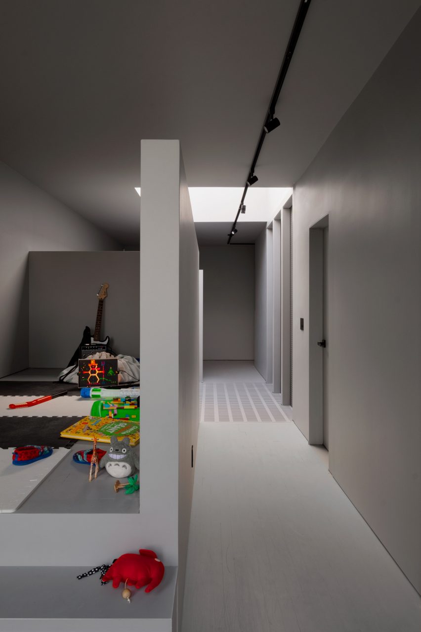 Kids room in greige house