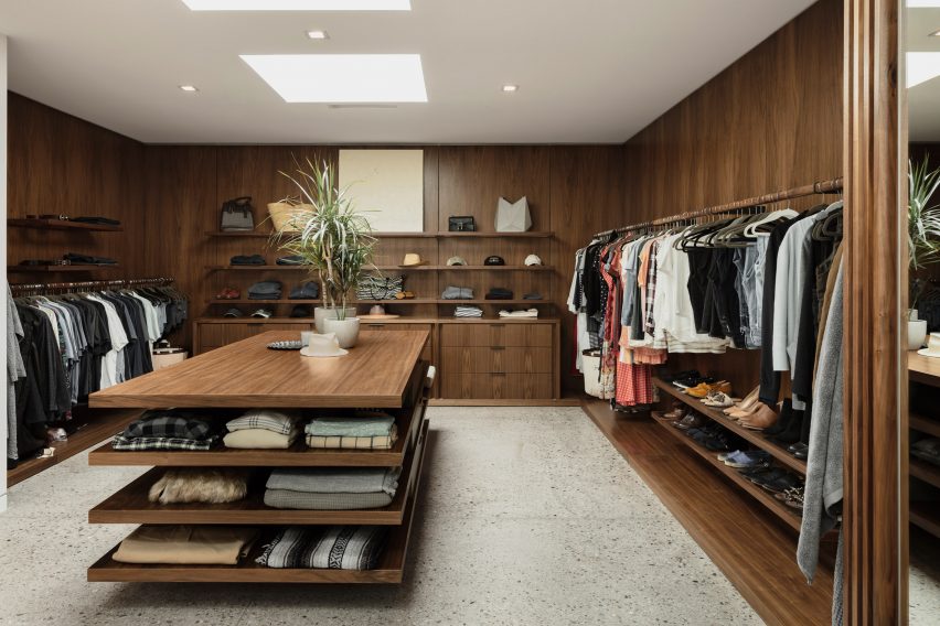 Walk-in wardrobe