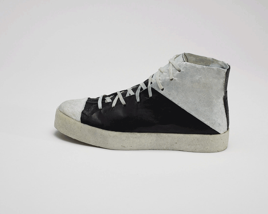 Animation of a rotating bio-leather trainer