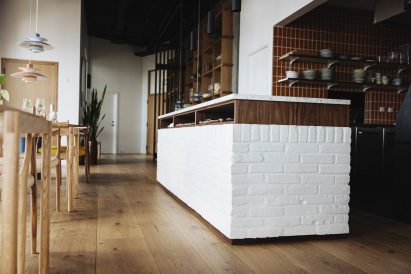 Bar in Substans restaurant in Aarhus by Krøyer & Gatten