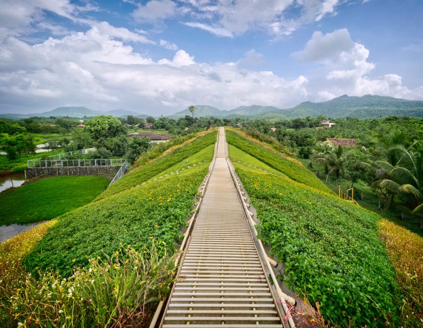 The roof garden of an Indian house