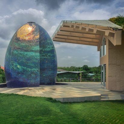 An egg-shaped temple at an Indian house