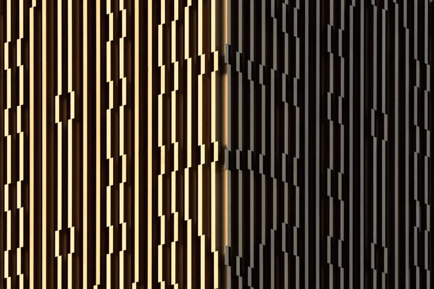 Decorative aluminium cladding