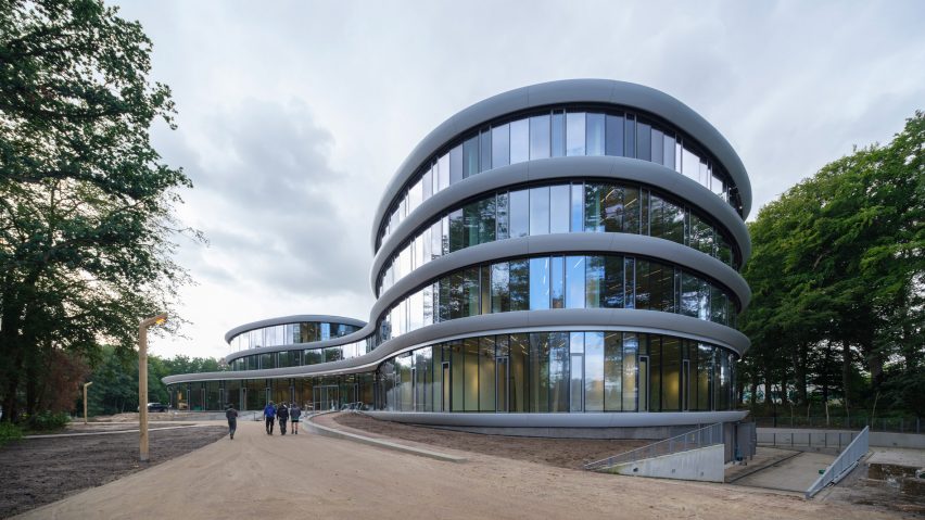 A curved glazed office in the Netherlands