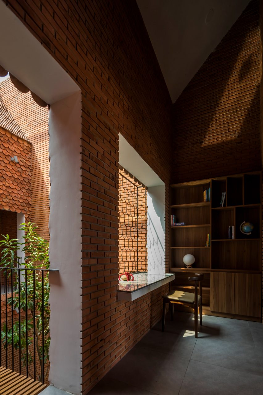 Bedroom in 2HIEN house in Vietnam by CTA
