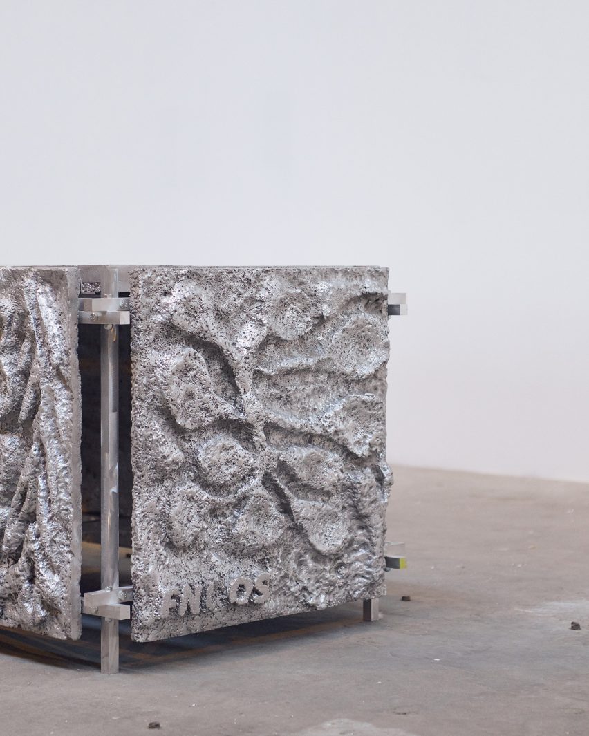 Detail of 300kg Beauty Bath by Frederik Nystrup-Larsen and Oliver Sundqvist in The Mindcraft Project exhibition