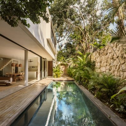 Casa Areca's swimming pool