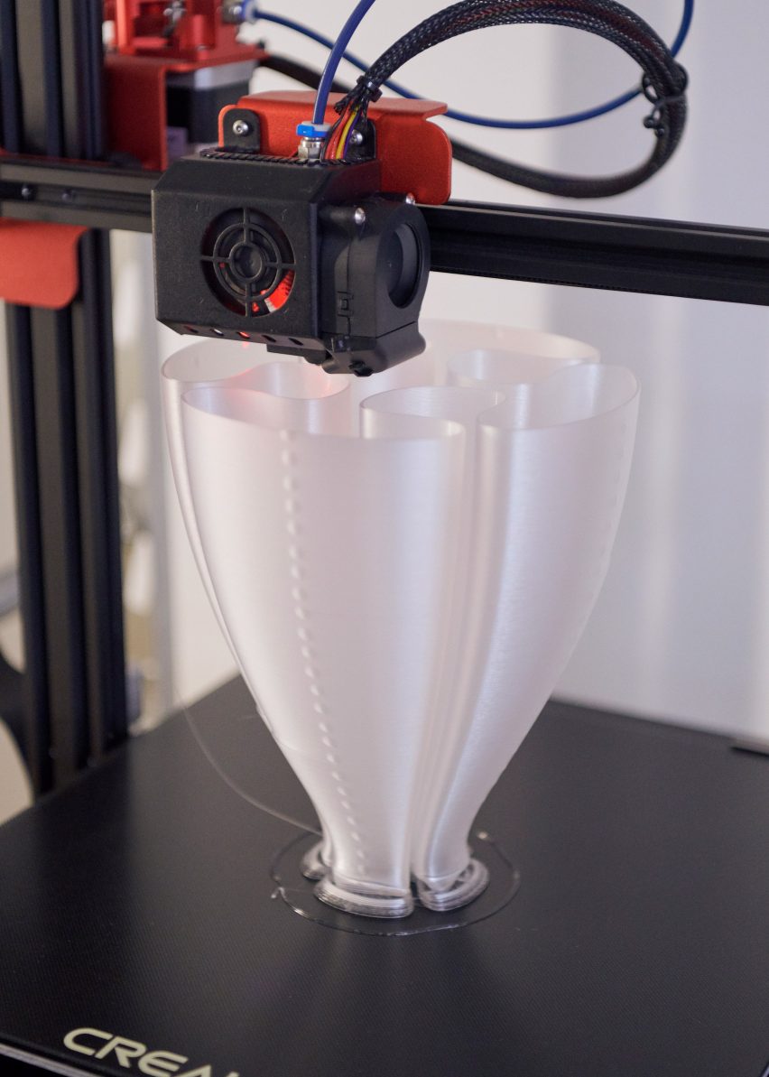 Object being 3D printed by ninetyoneninetytwo