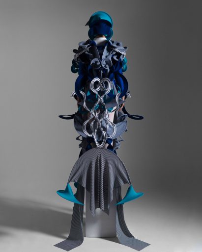Different shade of blue are combined by Ryunosuke Okazaki