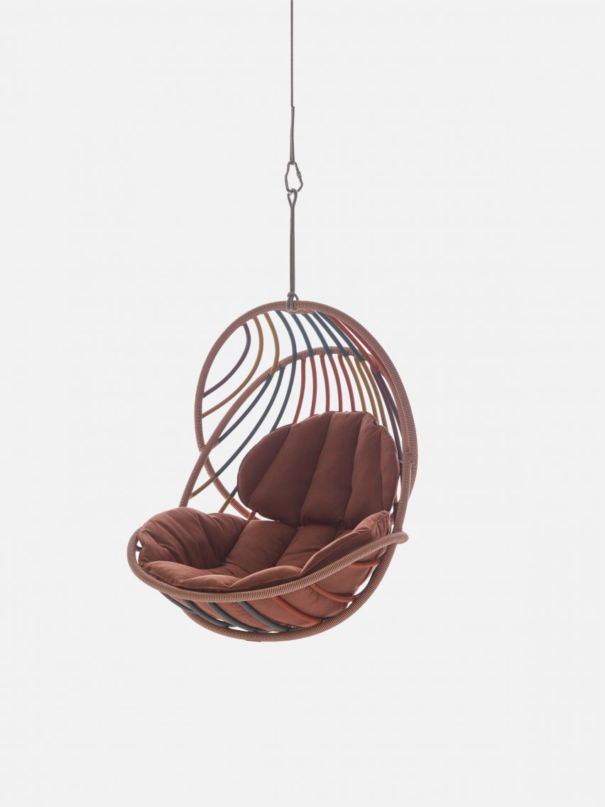 KIDA is a play on the traditional hanging chair