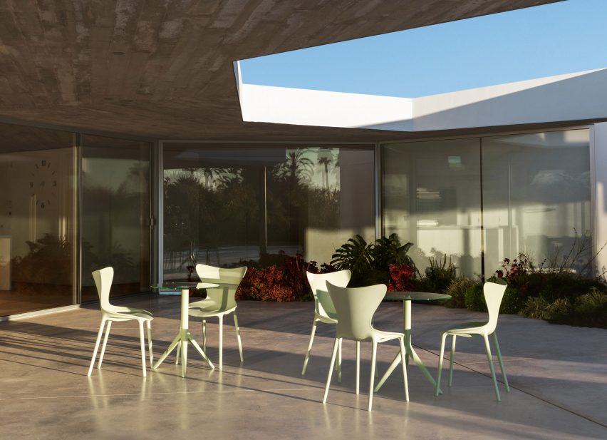 Love chair by Eugeni Quitllet for Vondom