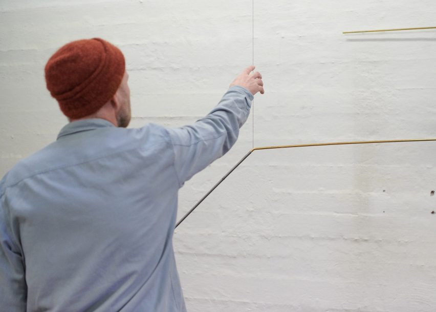 Kasper Kjeldgaard installs the Suspense light