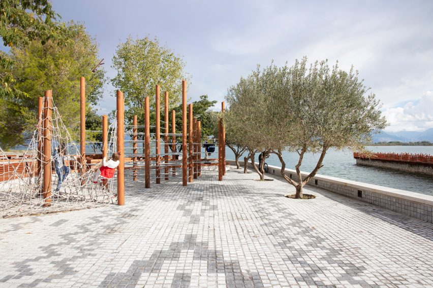 The patterned Albanian Carpet landscape project by Casanova+Hernandez Architects