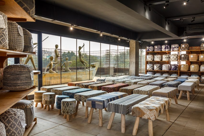 Views from the interior to the terrace