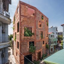 Bat Trang House by VTN architects