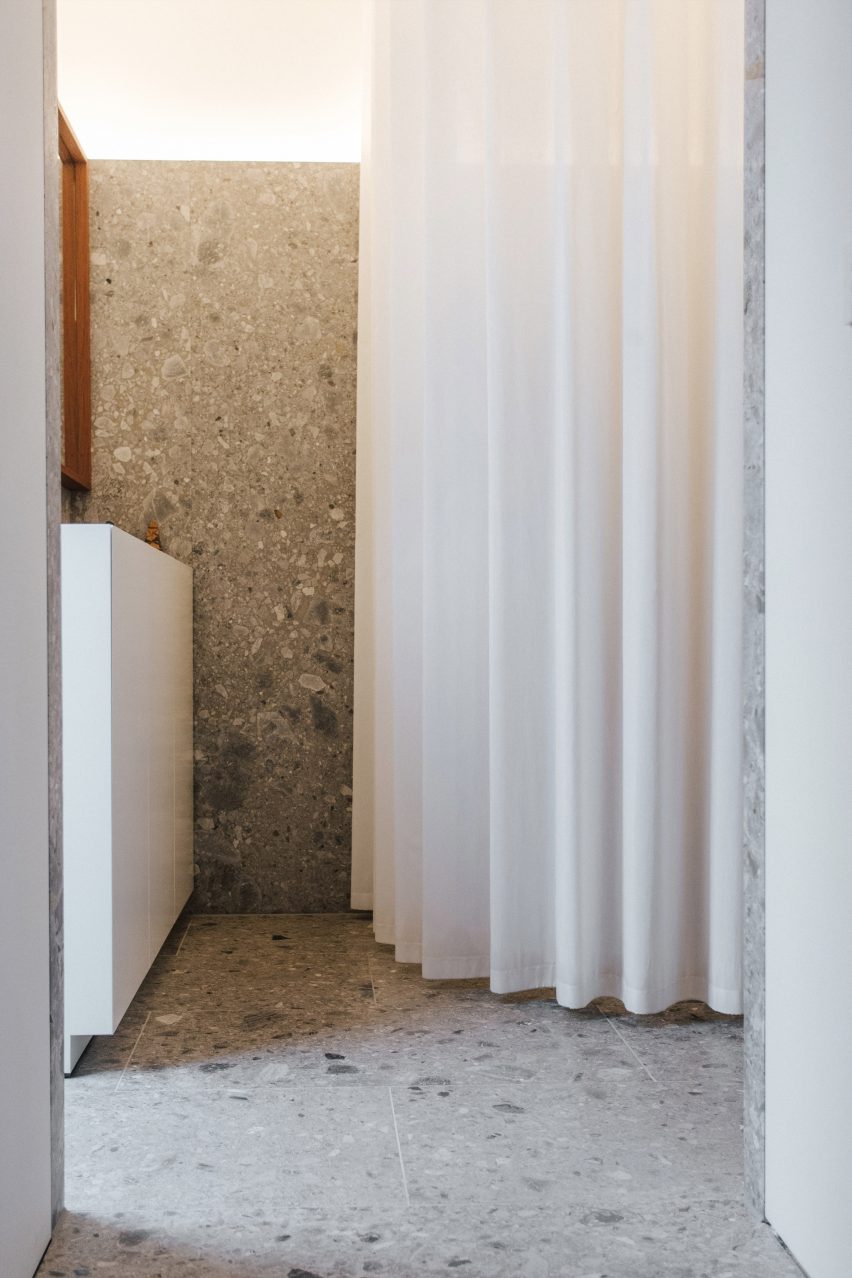 Penthouse BV by Adjo Studio