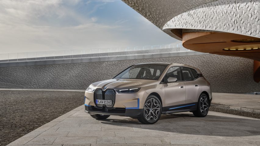 Render of the BMX iX SUV