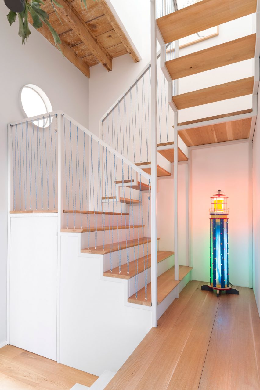 Staircase in Casa ai Bailucchi by llabb