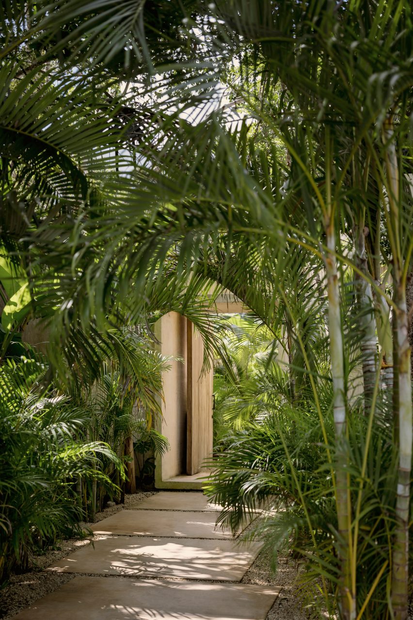 Casa Areca's entrance