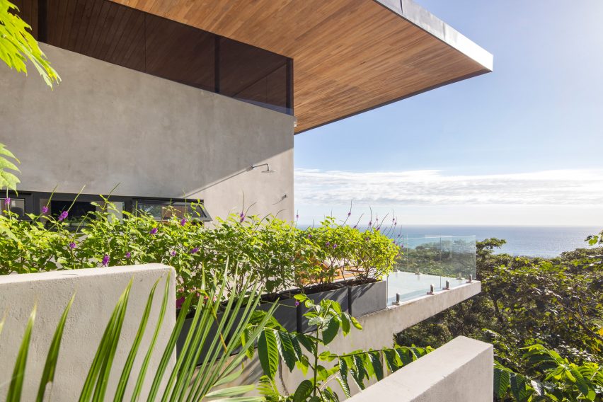Casa Bell-Lloc is perched on a hillside