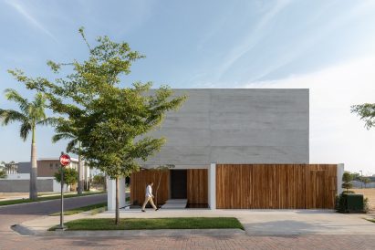 Orense Arquitectos designs house in ecuador