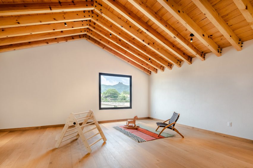 Exposed beams upstairs