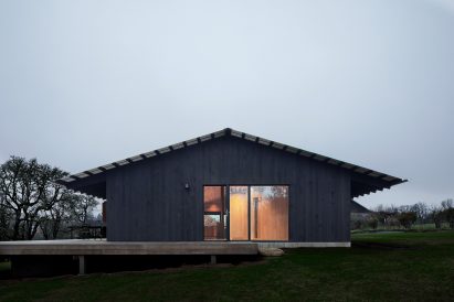 Landry Smith Architect designed the dwelling