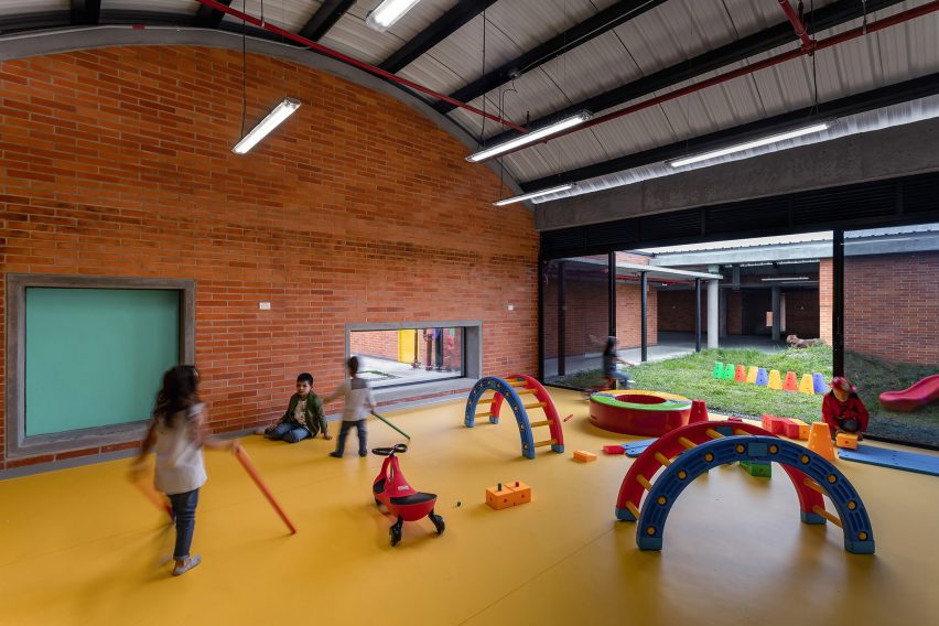 Arched roofs and colourful floors in the complex
