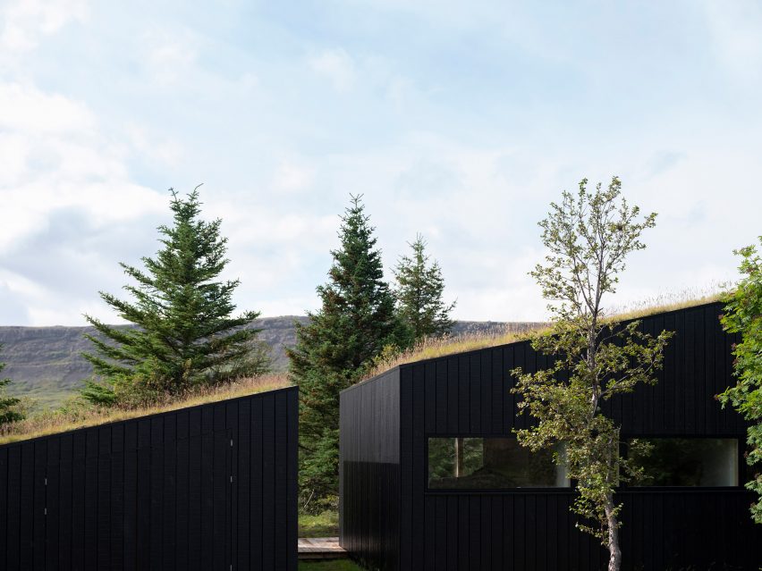 The blackened-timber facades of Holiday Home by Thingvallavatn