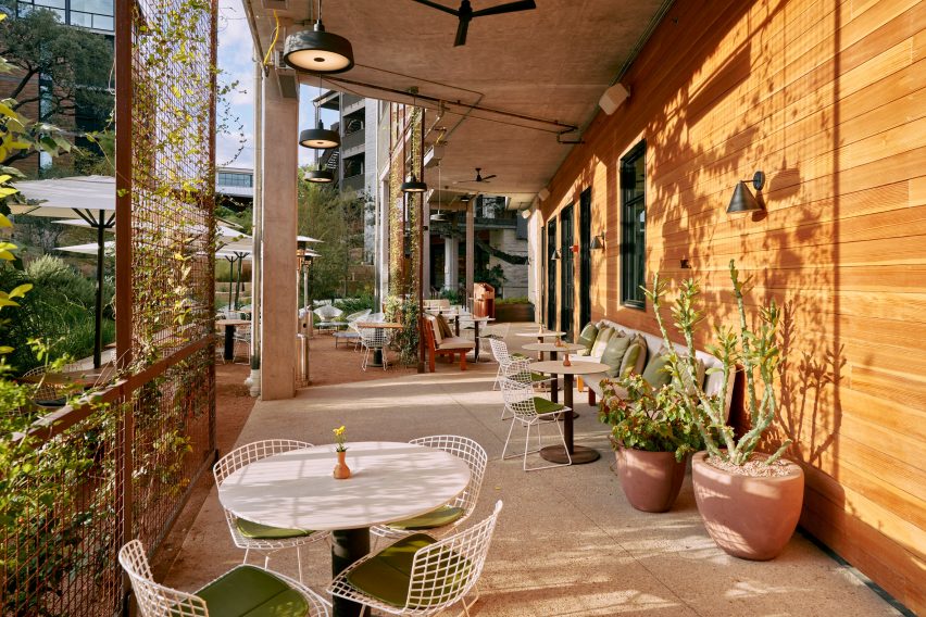 Outside areas of Hotel Magdalena's guest rooms