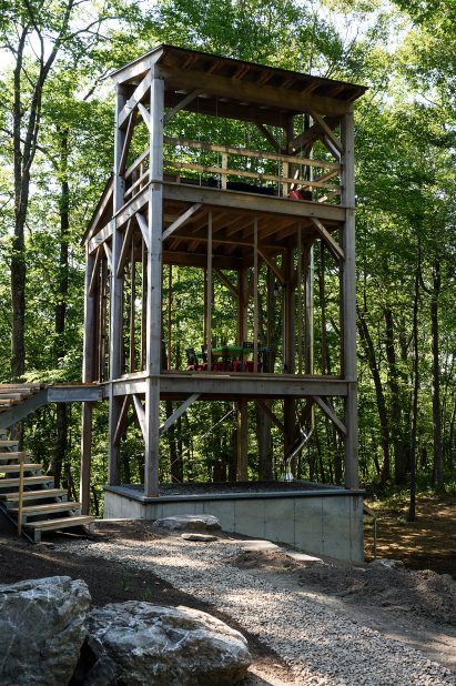 BarlisWedlick adds Sauna Tower to cabin in New York