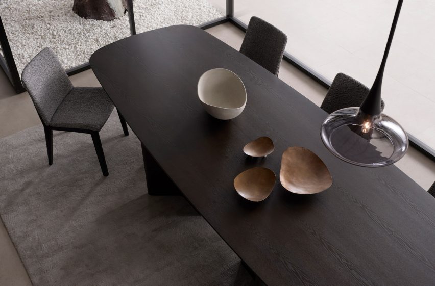 Issho dining table by King Living
