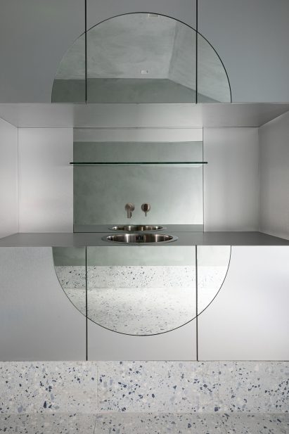 Stainless steel treatment rooms in Dublin