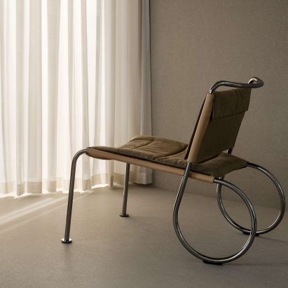 Corso easy chair by Peter Andersson for Lammhults with a chrome frame and sand-coloured canvas upholstery