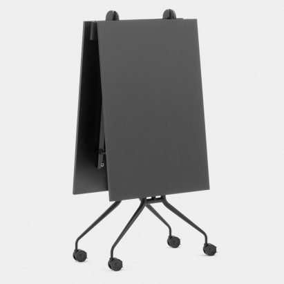 Argo Libro space-saving table by Mara in its compressed form