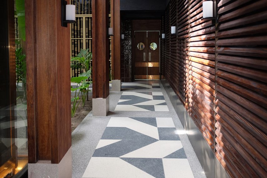 Lixio Plus flooring by Ideal Work
