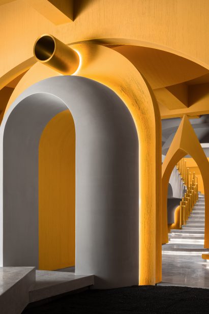 Arches in furniture showroom