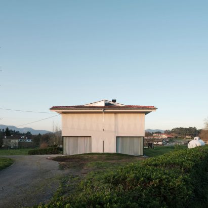 Re-House farm house refurbishment in Bilbao by Azab